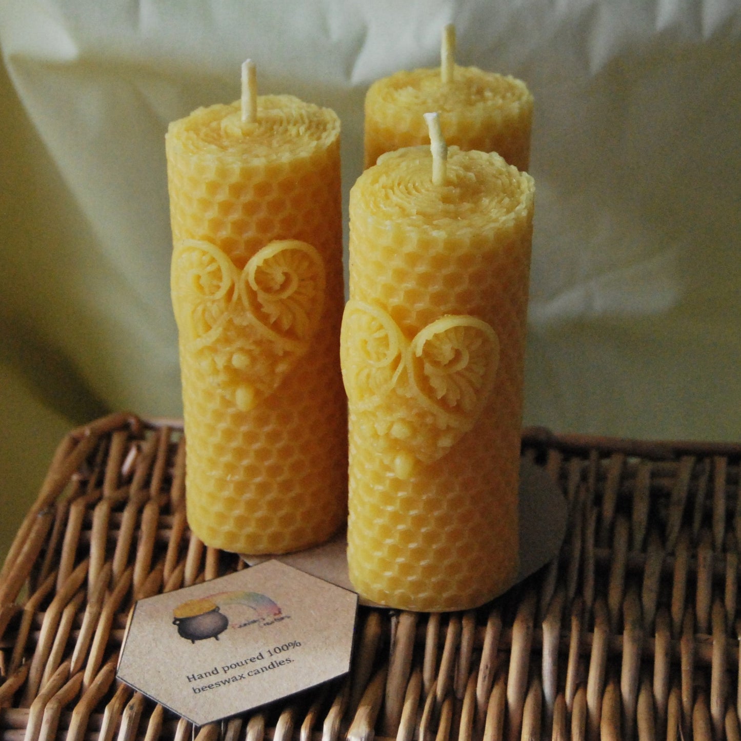 Honeycomb heart natural beeswax candle - Boxed