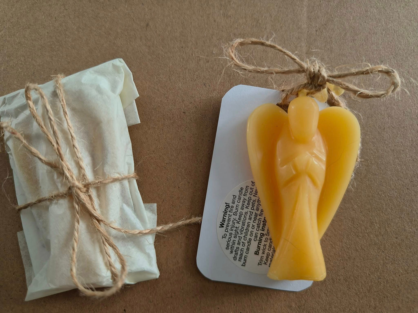 Small angel natural beeswax candle - Unboxed